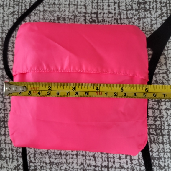 NWT Victoria's Secret Sport Gym Bag - Picture 6 of 7